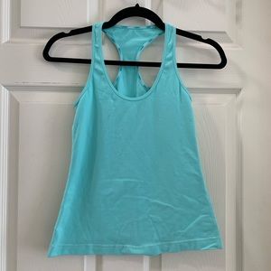 Lululemon tank top size 4